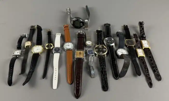 16 Stück Armbanduhren