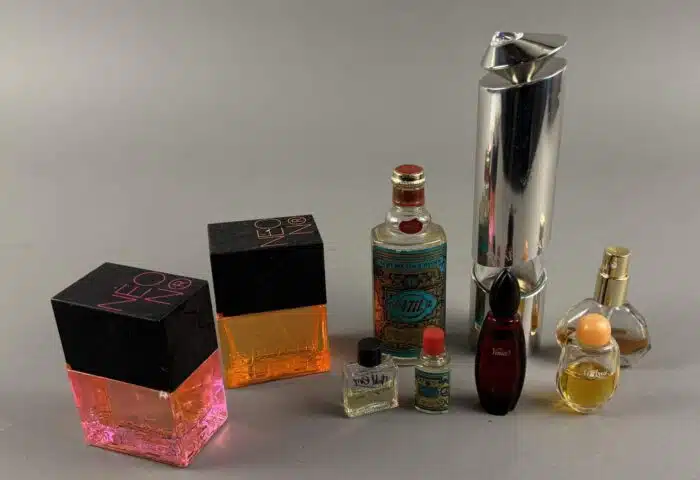 Posten Parfum Swarovski Neon Parfum 4711 Venice Yves Rocher