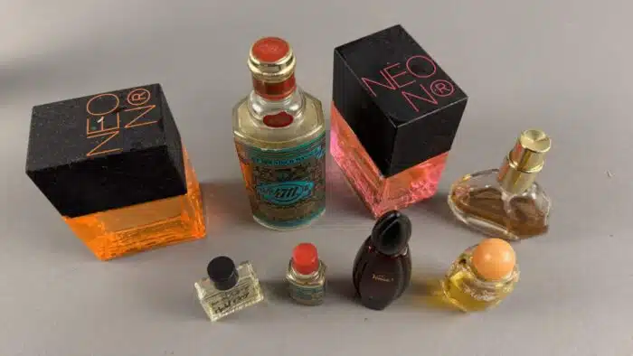 Posten Parfum Swarovski Neon Parfum 4711 Venice Yves Rocher – Bild 6