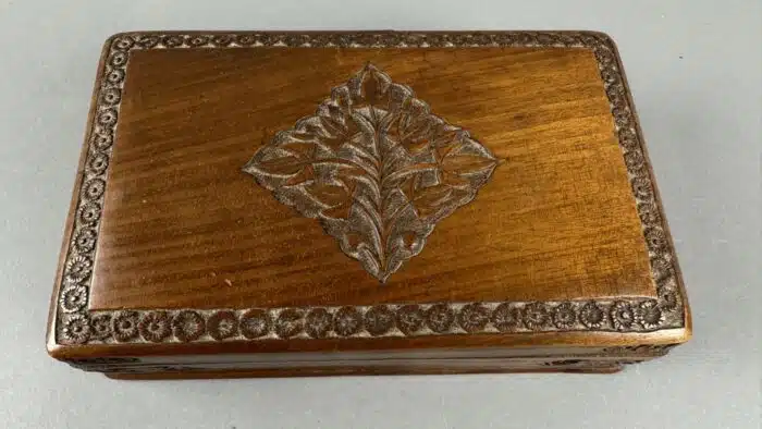 schöne Holz Schatztruhe – Bild 2