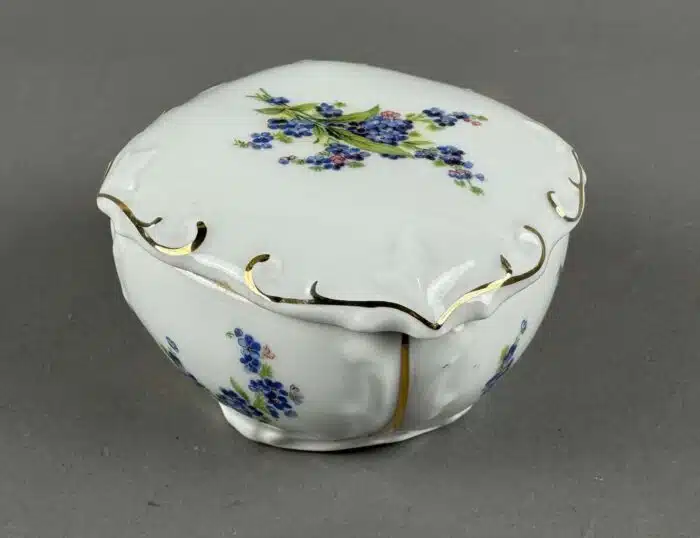 Limoges porcelain Dose mit Deckel