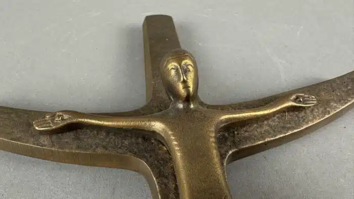 Designer Kunst Messing Wand Kreuz – Bild 2