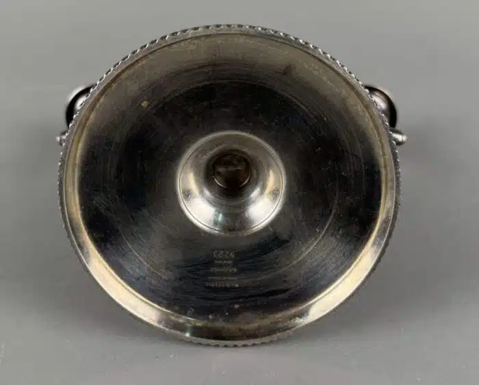 Kerzenhalter mit schöner Form – Bild 4