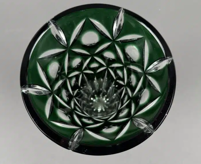 grüne handgeschliffene Bleikristall Vase – Bild 2