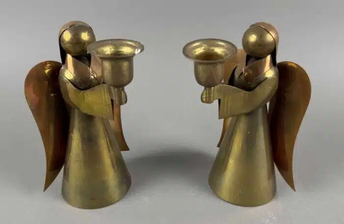 zwei Engel-Kerzenhalter