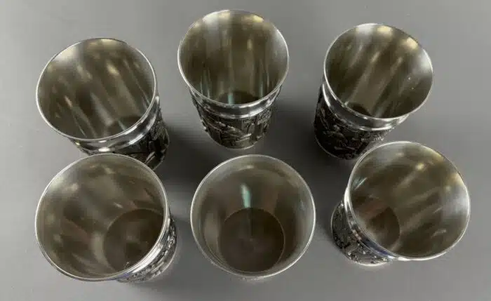 6 Stück Zinn Becher  – Bild 2