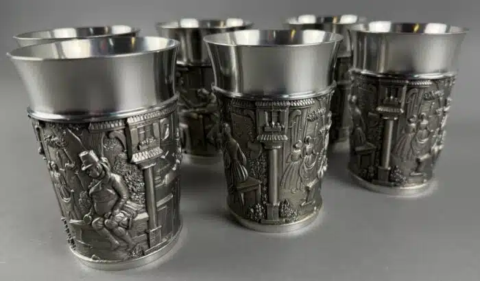 6 Stück Zinn Becher  – Bild 3