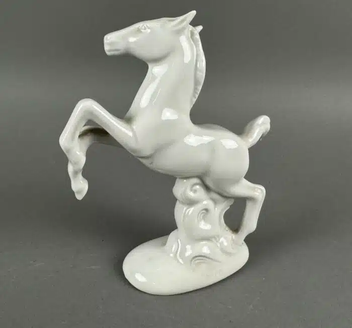 Porzellanfigur Pferd