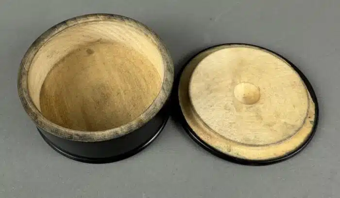 vintage Holz deckeldose bemalt – Bild 4