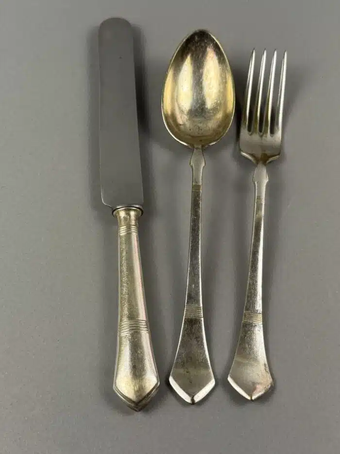 18 teiliger Besteckkasten – Bild 3