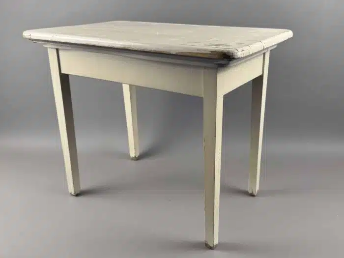 kleiner Retro Holztisch – Bild 3