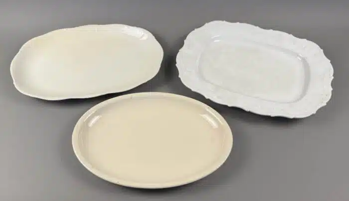 drei Stück vorlege Platten