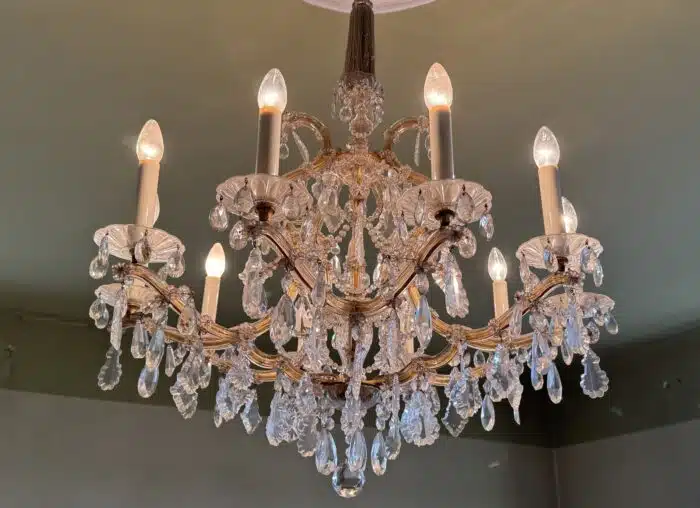 Traumhafter Kronleuchter um 1900 Höhe ca. 110 cm Dm. Ca. 85 cm – Bild 2