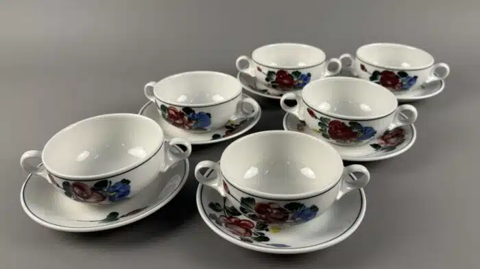 6 Stück Lilienporzellan Suppenschalen mit Unterteller Alpenflora
