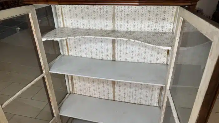 Switbert Lobisser - Aus persönlichem Besitz - Vitrine, Bücherkasten H 146 cm T 39 cm B 108 cm – Bild 4