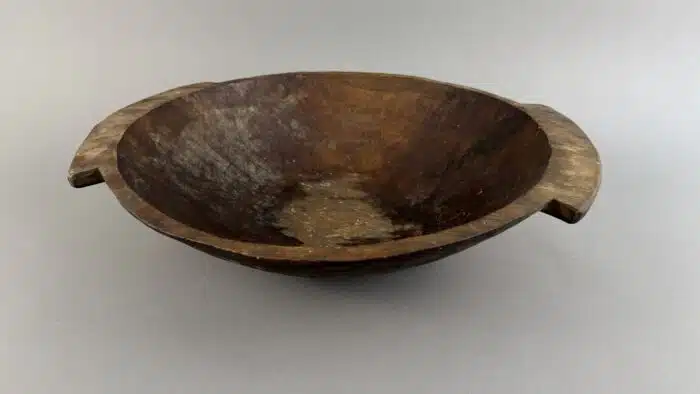 Switbert Lobisser - Aus persönlichem Besitz - Große handgeschnitzte Holzschale, Teigschale um 1900 Dm 47 cm
