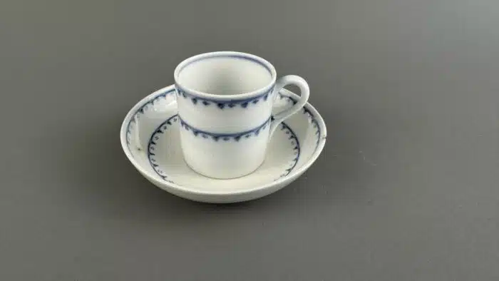 Switbert Lobisser - Aus persönlichem Besitz - Kaffeetasse mit Untertasse Augarten Wien
