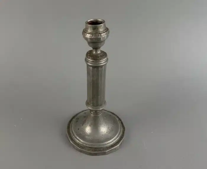 Switbert Lobisser - Aus persönlichem Besitz - Zinn Kerzenständer  H 23 cm