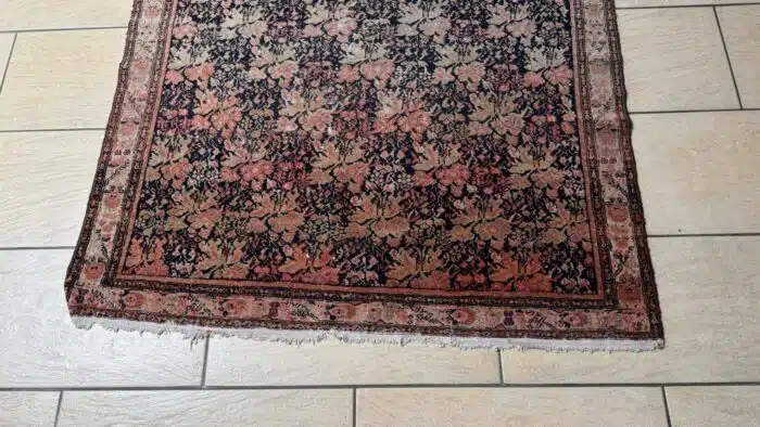 Switbert Lobisser - Aus persönlichem Besitz - Alter Teppich 190x124 cm – Bild 2