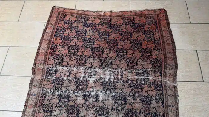 Switbert Lobisser - Aus persönlichem Besitz - Alter Teppich 190x124 cm – Bild 3