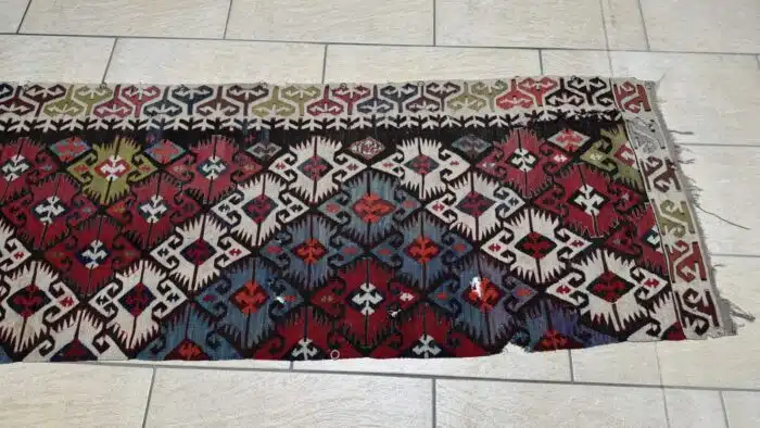 Switbert Lobisser - Aus persönlichem Besitz - Alter Wand - Teppich 410x75 cm – Bild 4