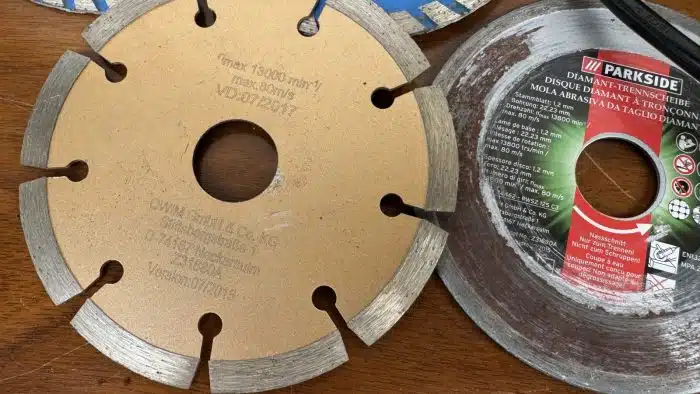 zwei Stück kleine Winkelschleifer - Flex mit Ersatzscheiben – Bild 5