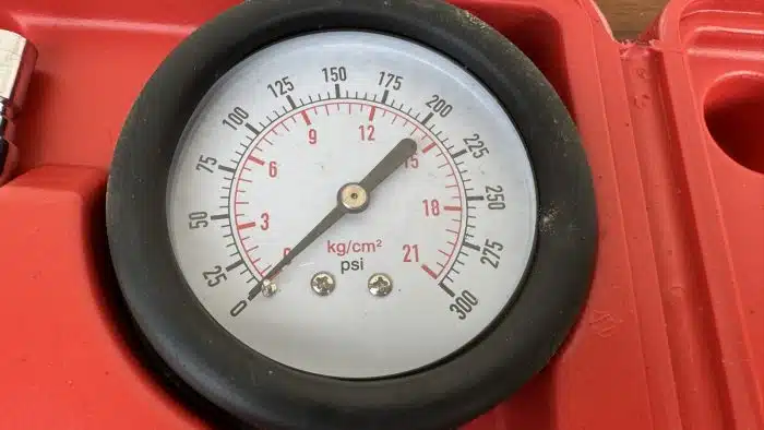 Kompressionstester-Set für Benzinmotoren – Bild 4
