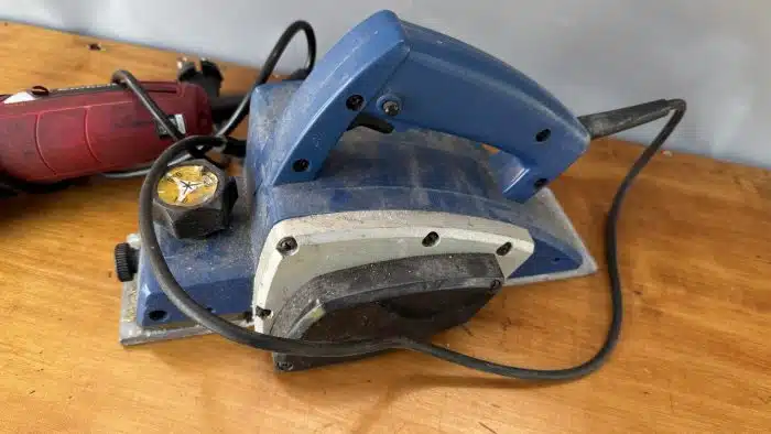kleiner Winkelschleifer Flex und Elektro Holzhobel – Bild 3