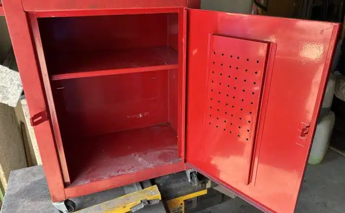 Werkzeugschrank auf Rollen 47x29 cm H 64 cm – Bild 4