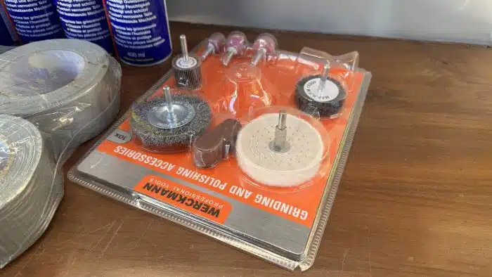 Posten Gebrauchs Materialien WD40 Power Tape usw. – Bild 4