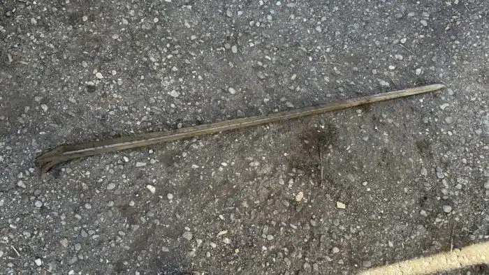 Brechstange mit Geißfuß zum Nägelziehen L 140 cm