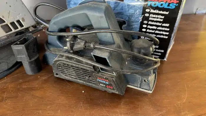 Handkreissäge und Tischhobelmaschine – Bild 3