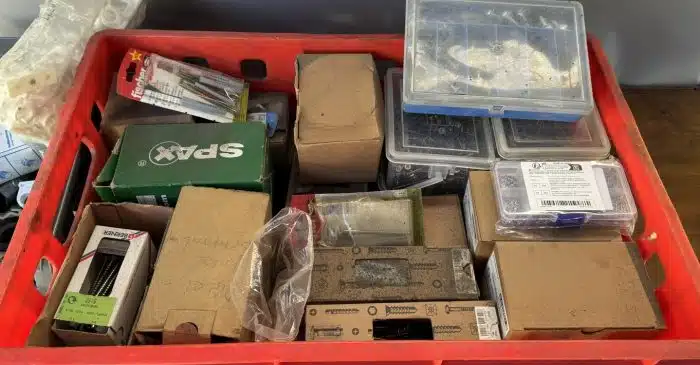 Großer Posten Schrauben in verschiedenen Größen – Bild 2