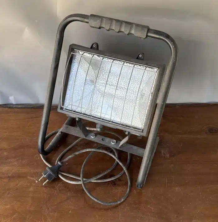 großer Elektro Lichtstrahler – Bild 2