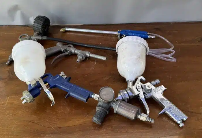 Posten Druckluft Lackierer Set Lackierpistolen