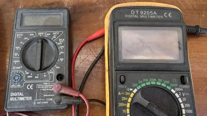 drei Stück elektronische Testgeräte für den KFZ Mechaniker – Bild 3
