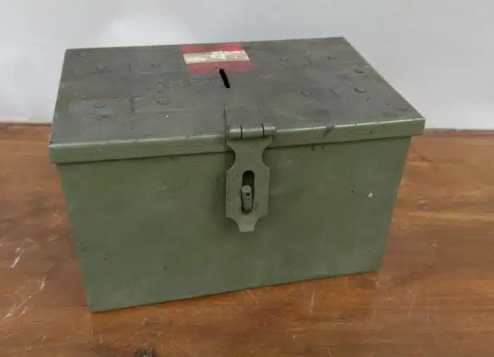 Bundesheer Sparbüchse 23 x 15 cm H 16 cm