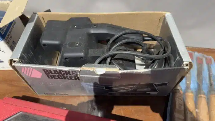 Posten Werkzeug - Hobel, Maschinenschraubstock, Faustsschleifer, Holz Reparaturset uvm. siehe Bilder – Bild 2
