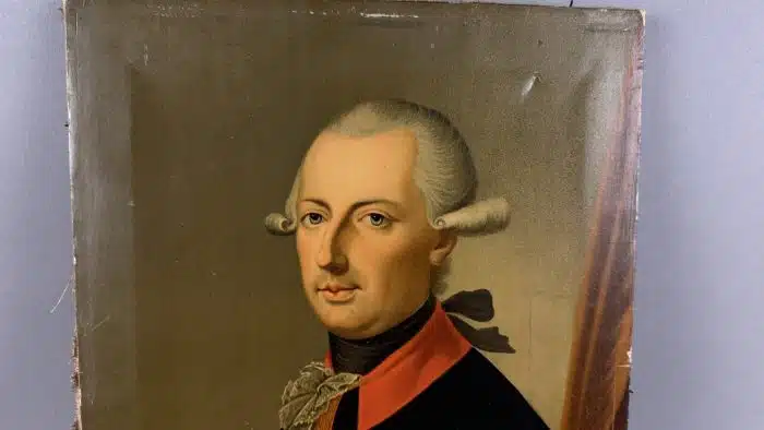 Kaiser Joseph II. (1747 - 1792), Porträt des Kaisers in Uniform mit Ordensschmuck, Öldruck  29 x 39 cm, leicht beschädigt – Bild 2