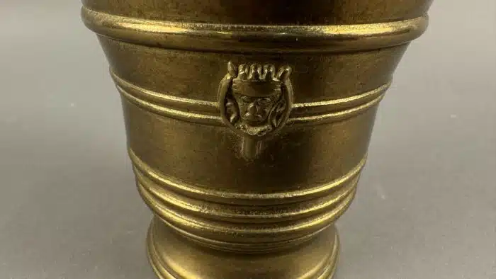 Messing Mörser mit Stößel H 11 cm – Bild 2