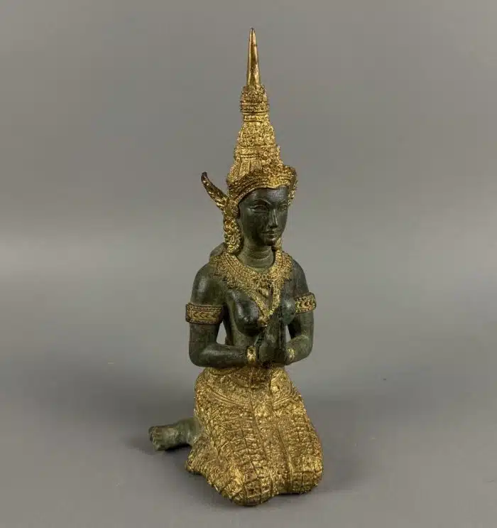 Tempelwächterin Thailand Bronze Figur - schöne Patina und vergoldung  H 22 cm