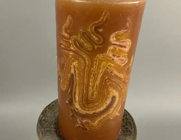Brutalistischer, skulpturaler Messing Kerzenständer 50 -60er vieleicht Goll mit Kerze H 33 cm – Bild 4