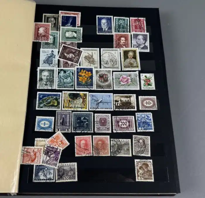 großes Briefmarkenalbum siehe Bilder – Bild 2