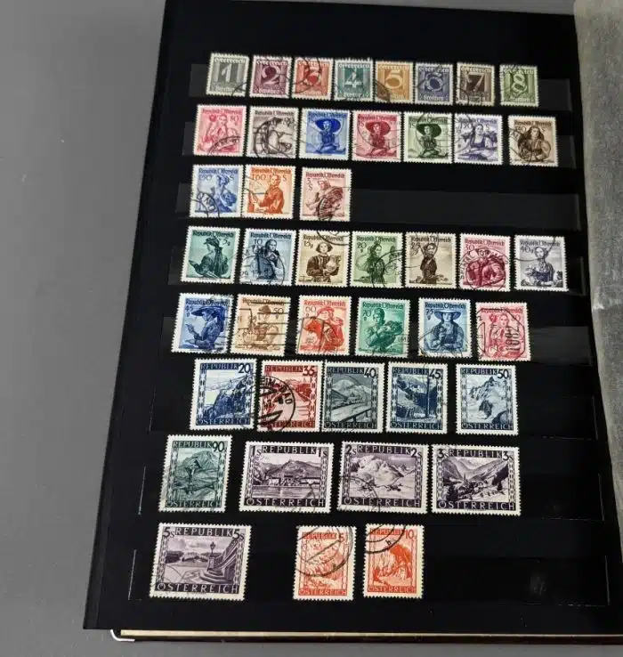 großes Briefmarkenalbum siehe Bilder – Bild 3