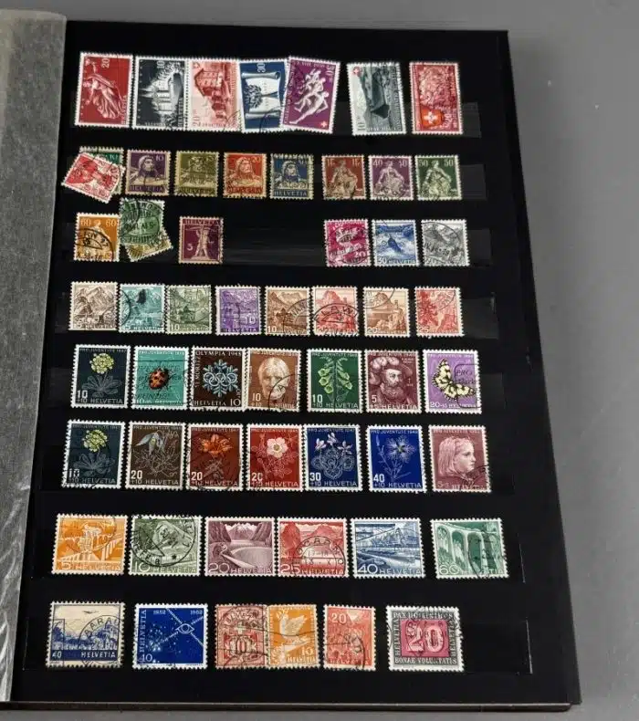 großes Briefmarkenalbum siehe Bilder – Bild 6