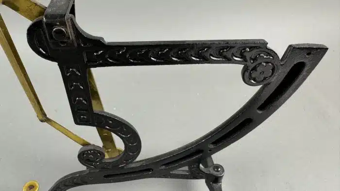 Antike Briefwaage um 1910 weiße Emailleskala Höhe ca. 22 cm. – Bild 8