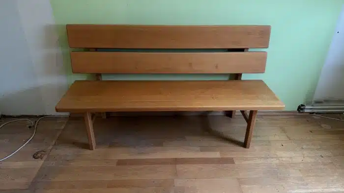 Vollholzbank mit Lehne L 160 cm T 63 cm Sitzh. 47 cm Lehnen H 91 cm
