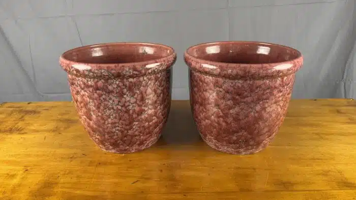 Zwei Deko - Blumentöpfe - Übertöpfe H. 23 cm Dm. 24 cm