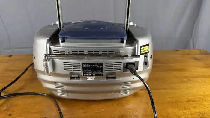 UNIVERSUM CTR-CD1003 MICRO Anlage Radio CD Player – Bild 7