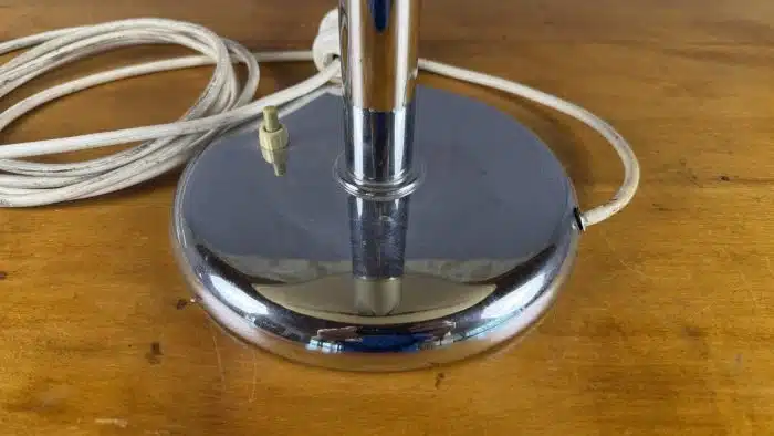 Design Bauhaus Pilzleuchte Tischlampe aus den 1950ern zweiflammig, Funktion gegeben. H 45cm Dm. 41 cm – Bild 4